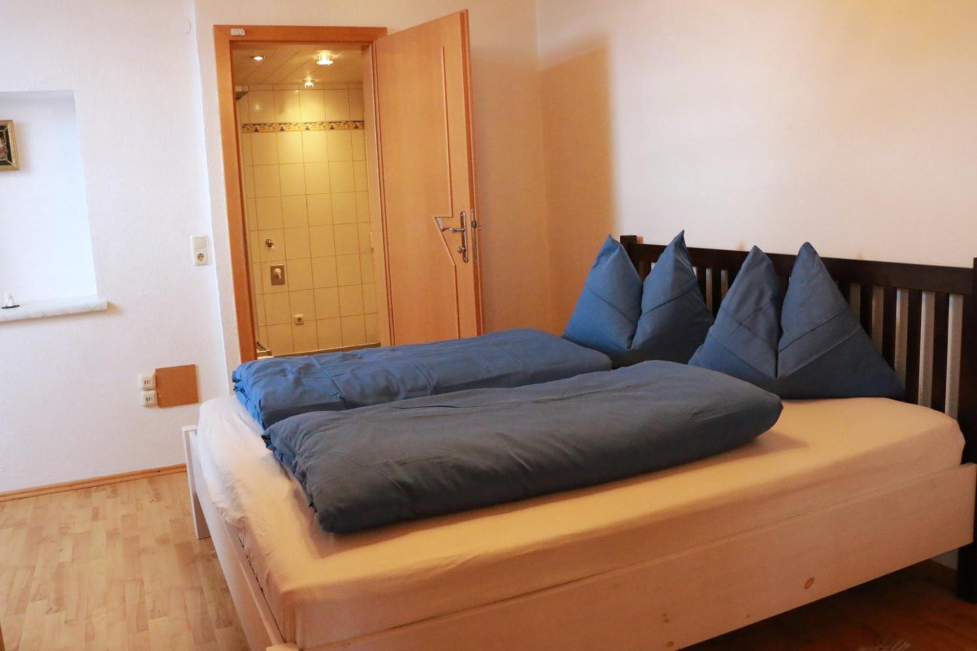 אוברטרום אם זי Ferienwohnung Am Bio-Bauernhof מראה חיצוני תמונה